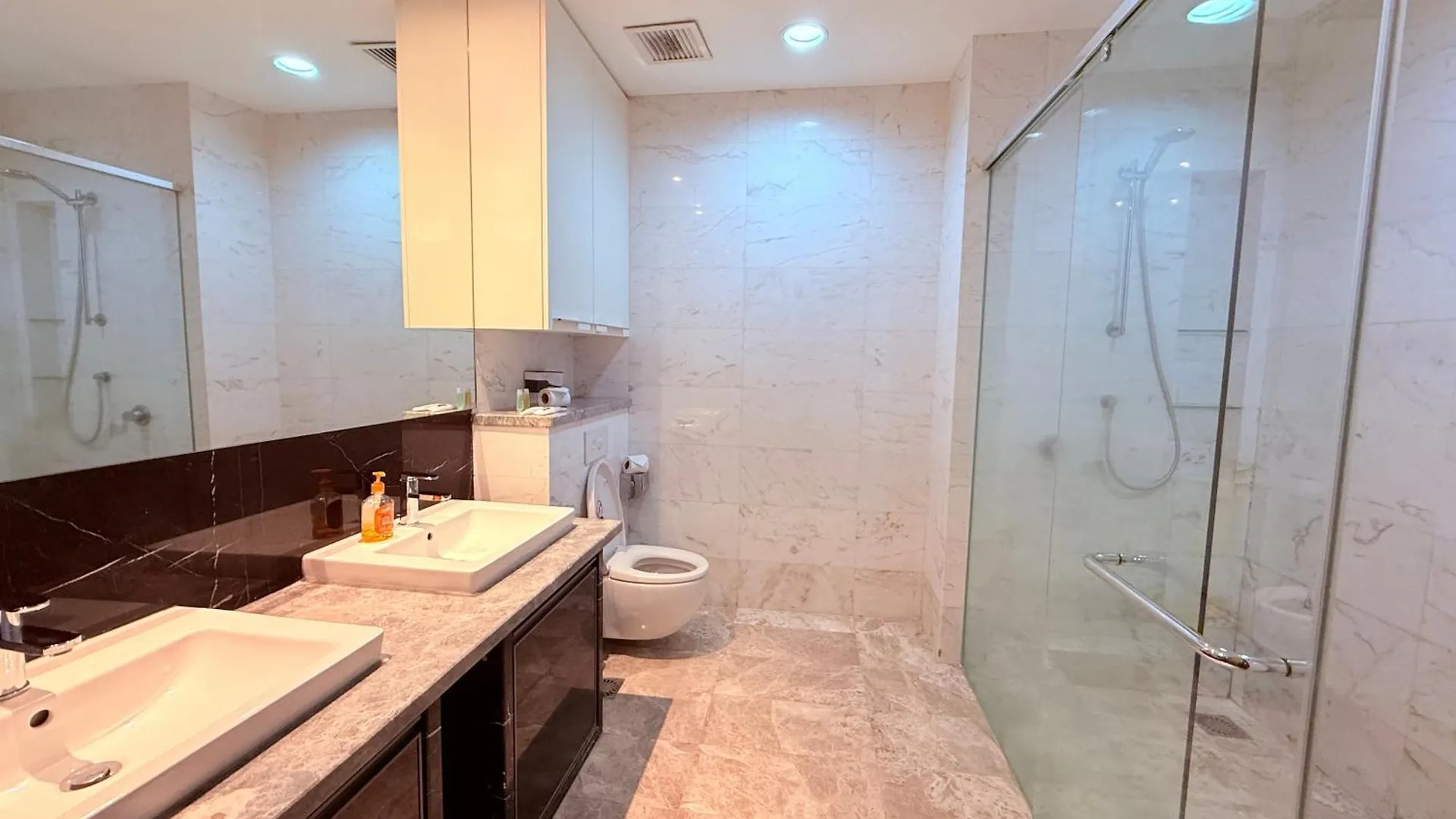The Platinum Klcc By Prime Suites Kuala Lumpur 5*,